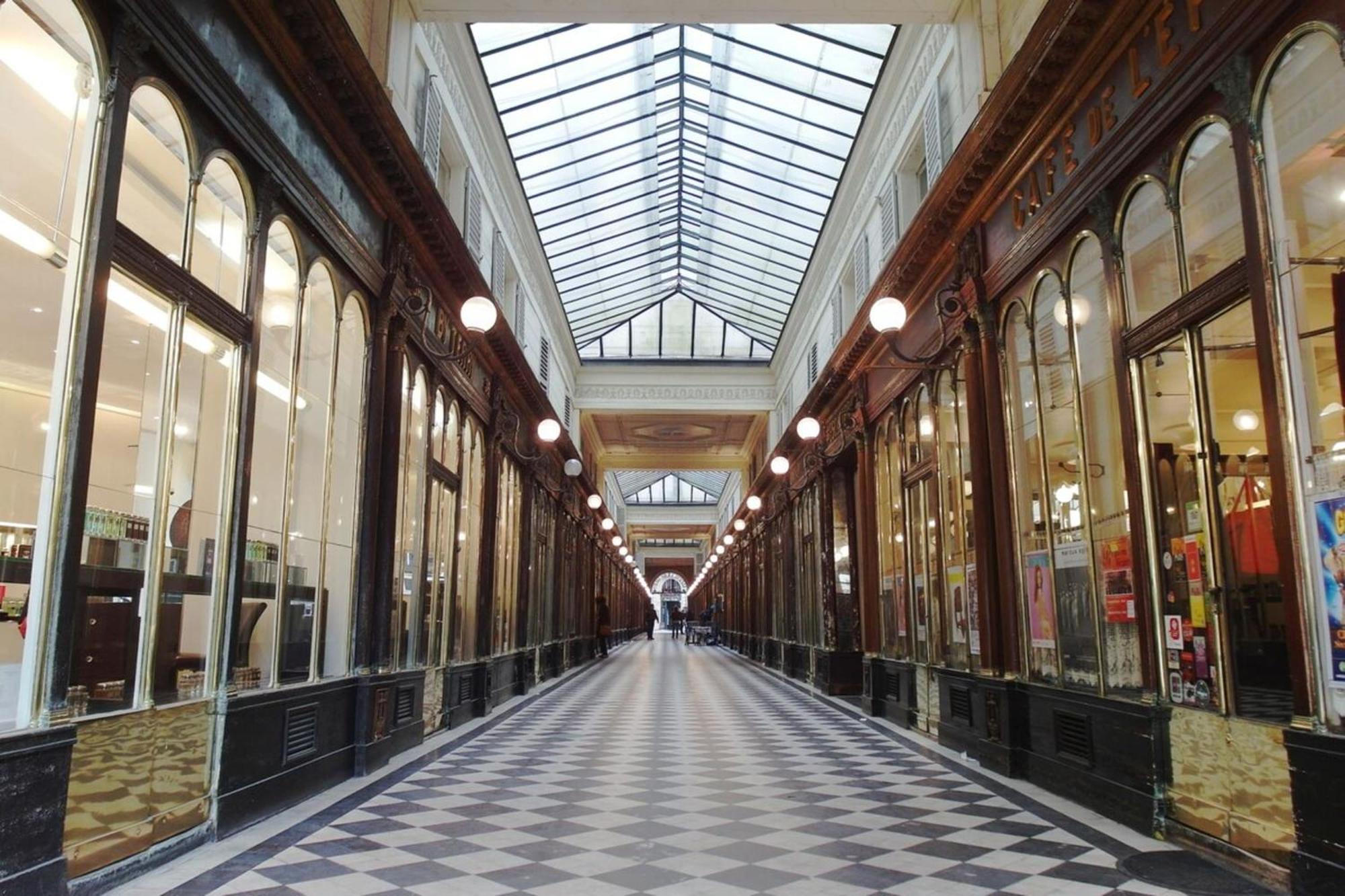 Louvre Parisian Duplex Apartment